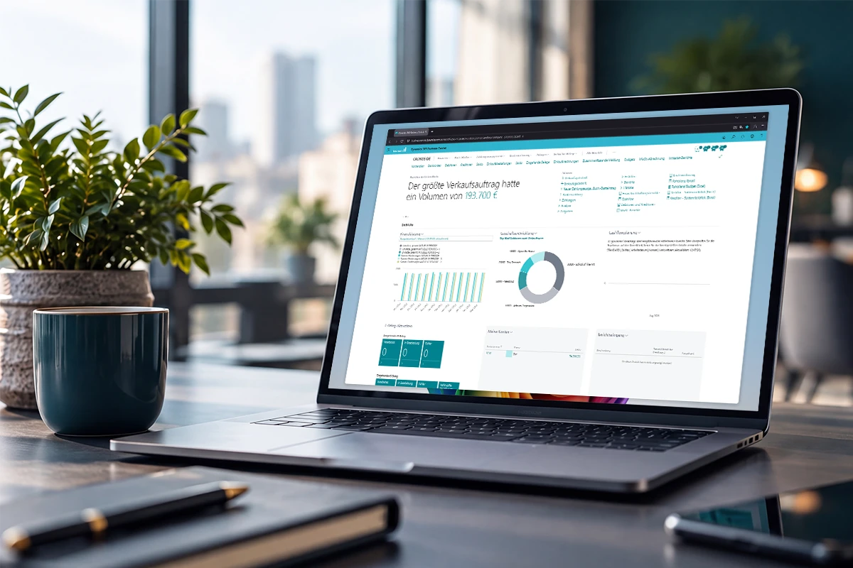 Business Central Finanzbuchhaltung mit Finanzdashboard auf einem Laptop im modernen Büro